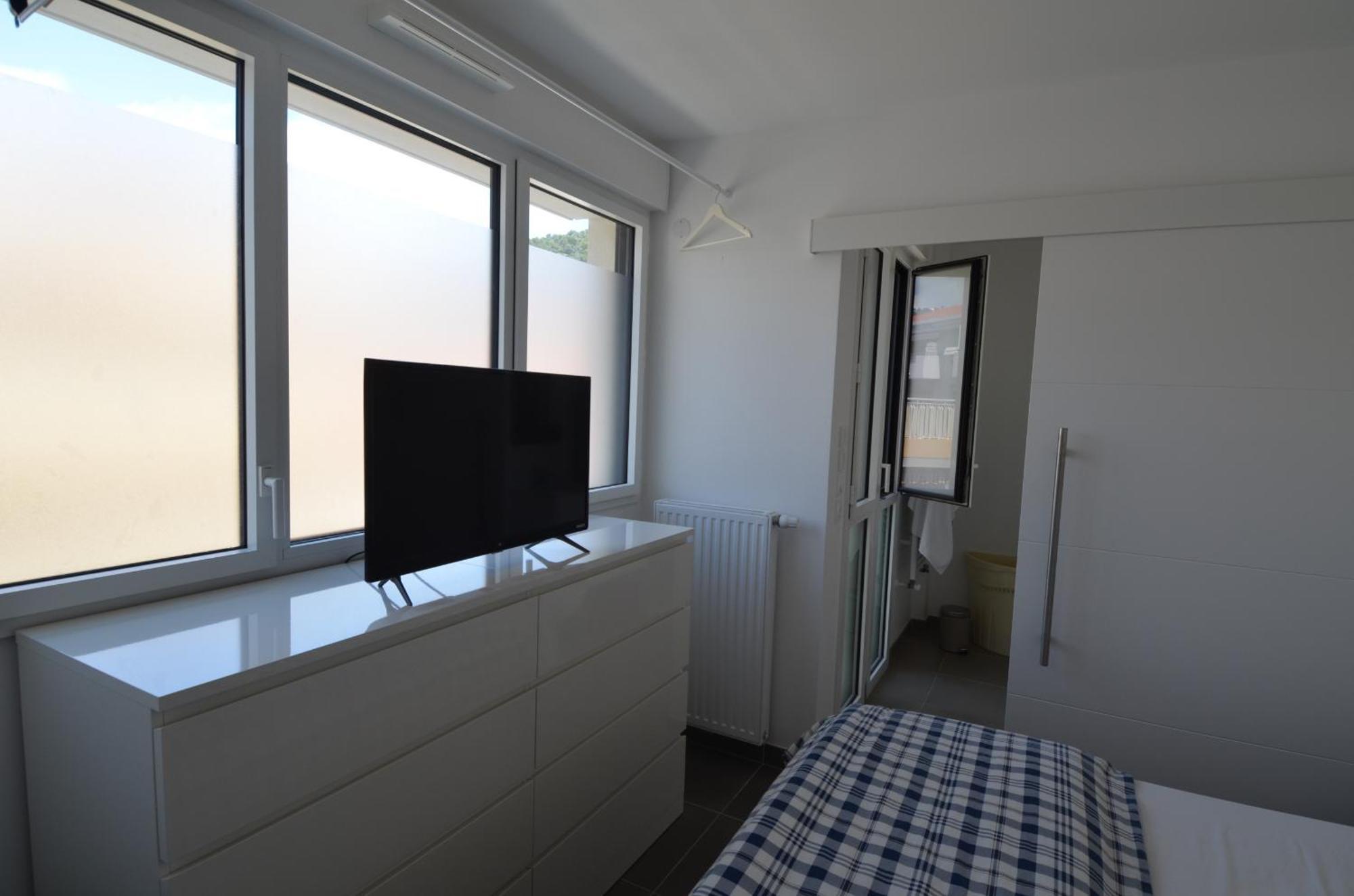 Villa Smolett - Appartement Cosy Au Coeur Du Quartier Du Port Nice Eksteriør billede